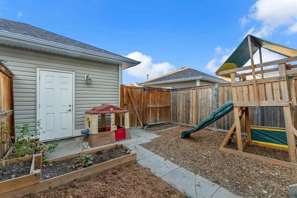 MLS® A2267908 - 11 Williamstown Gardens NW in Williamstown Airdrie, Residential