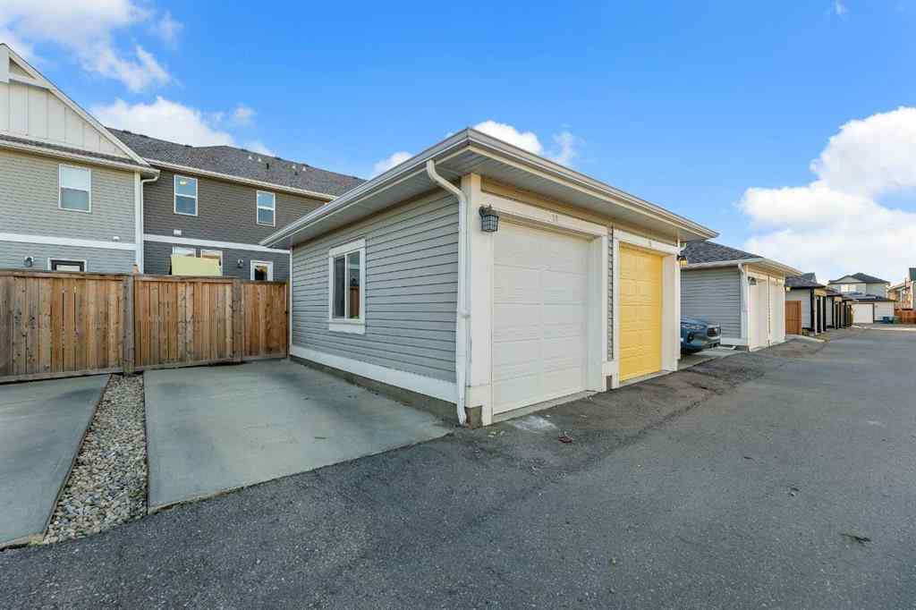 MLS® A2267908 - 11 Williamstown Gardens NW in Williamstown Airdrie, Residential
