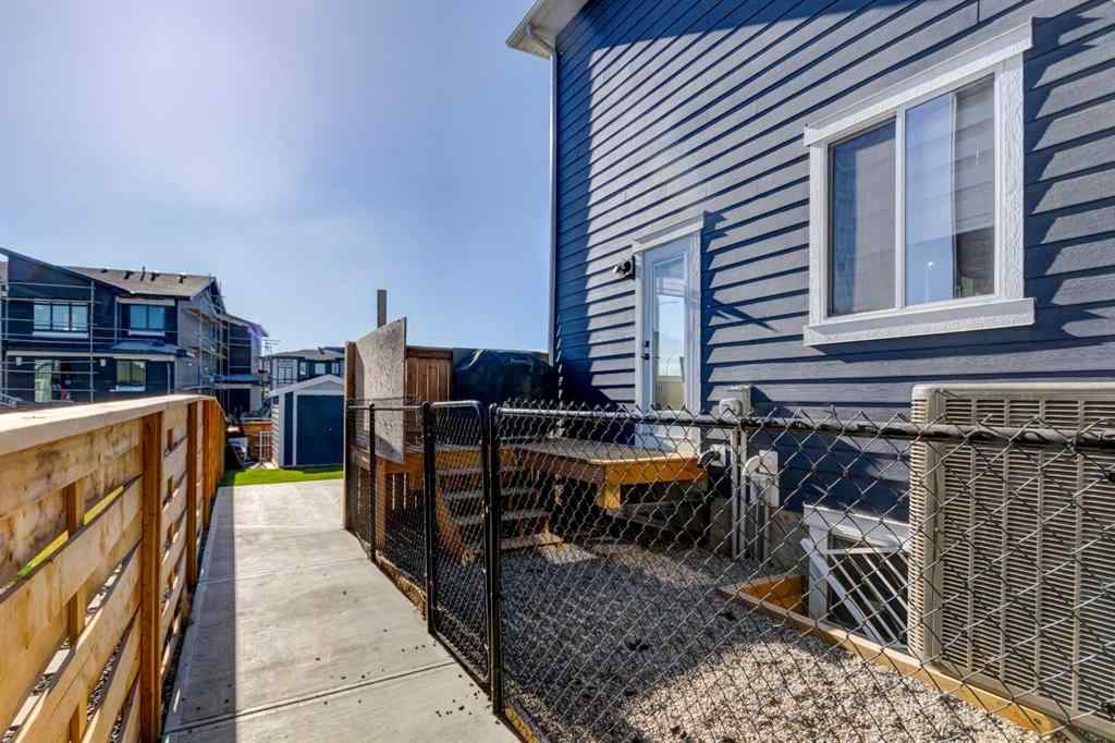 MLS® A2267909 - 47 North Bridges Road SW in Bridges of Langdon Langdon, Residential