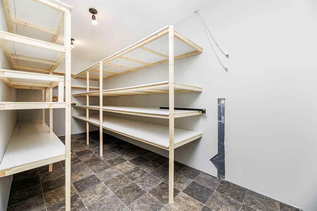 MLS® A2267915 - 5 Michener Place  in Michener Hill Red Deer, Residential