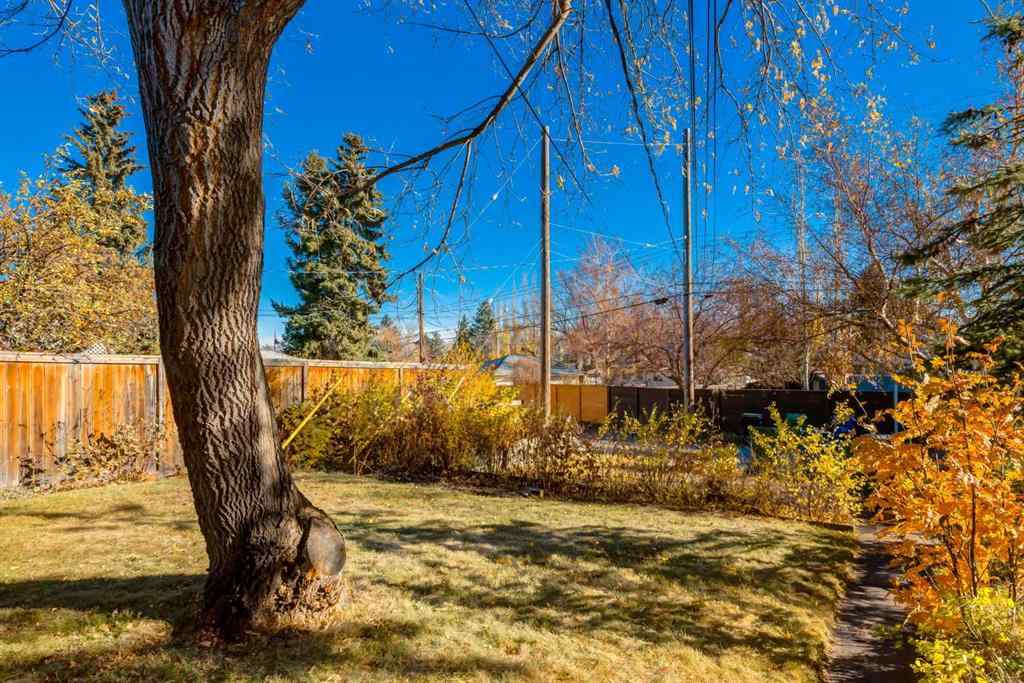 MLS® A2267917 - 126 Winston Drive SW in Westgate Calgary, Residential
