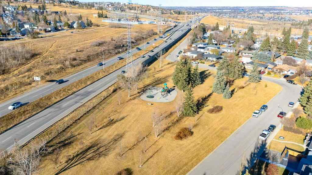 MLS® A2267917 - 126 Winston Drive SW in Westgate Calgary, Residential