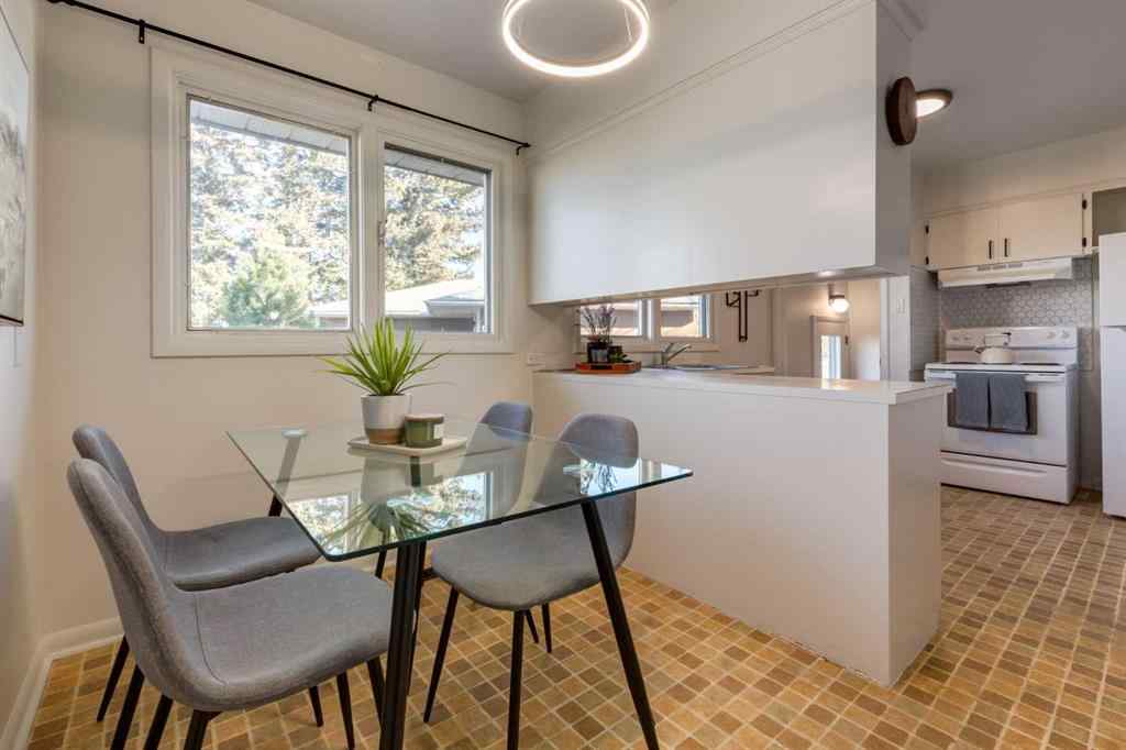 MLS® A2267917 - 126 Winston Drive SW in Westgate Calgary, Residential