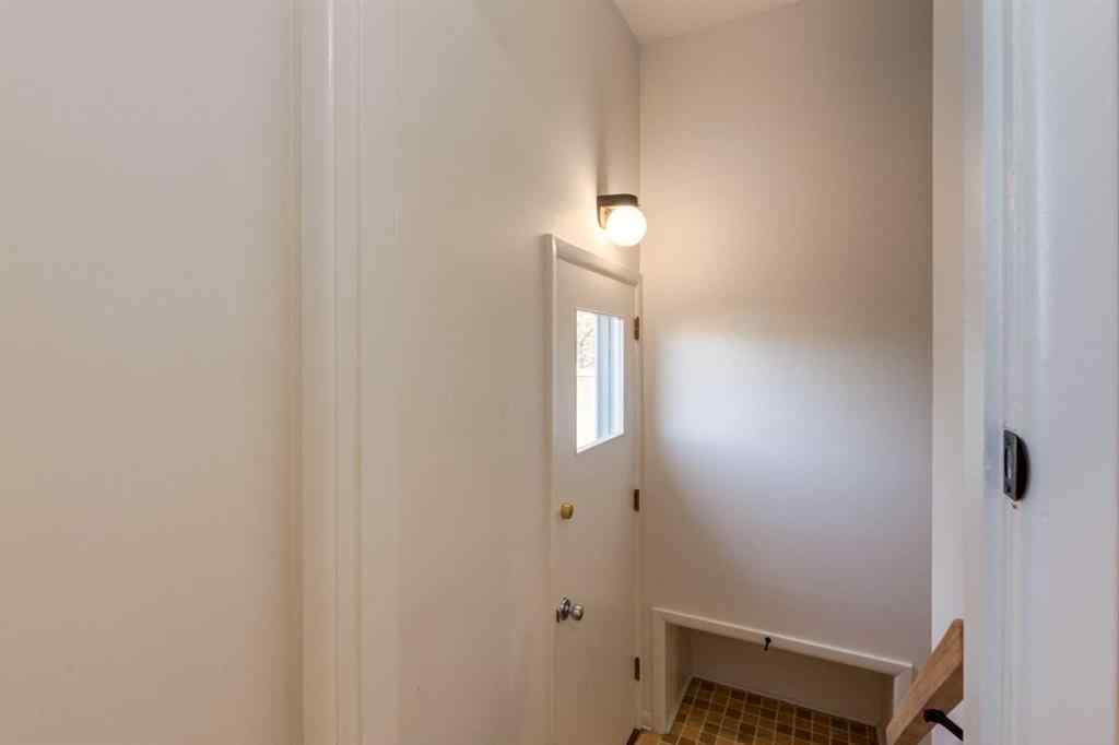 MLS® A2267917 - 126 Winston Drive SW in Westgate Calgary, Residential