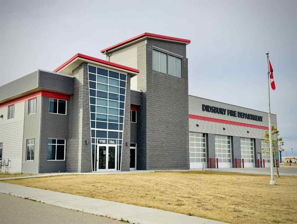 MLS® # A2267926 - 1628 25 Avenue  in NONE Didsbury, Residential Open Houses