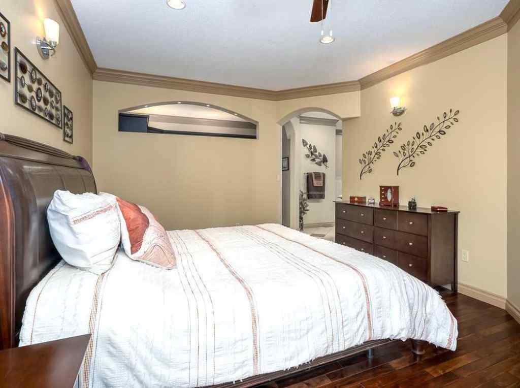 MLS® # A2267926 - 1628 25 Avenue  in NONE Didsbury, Residential Open Houses