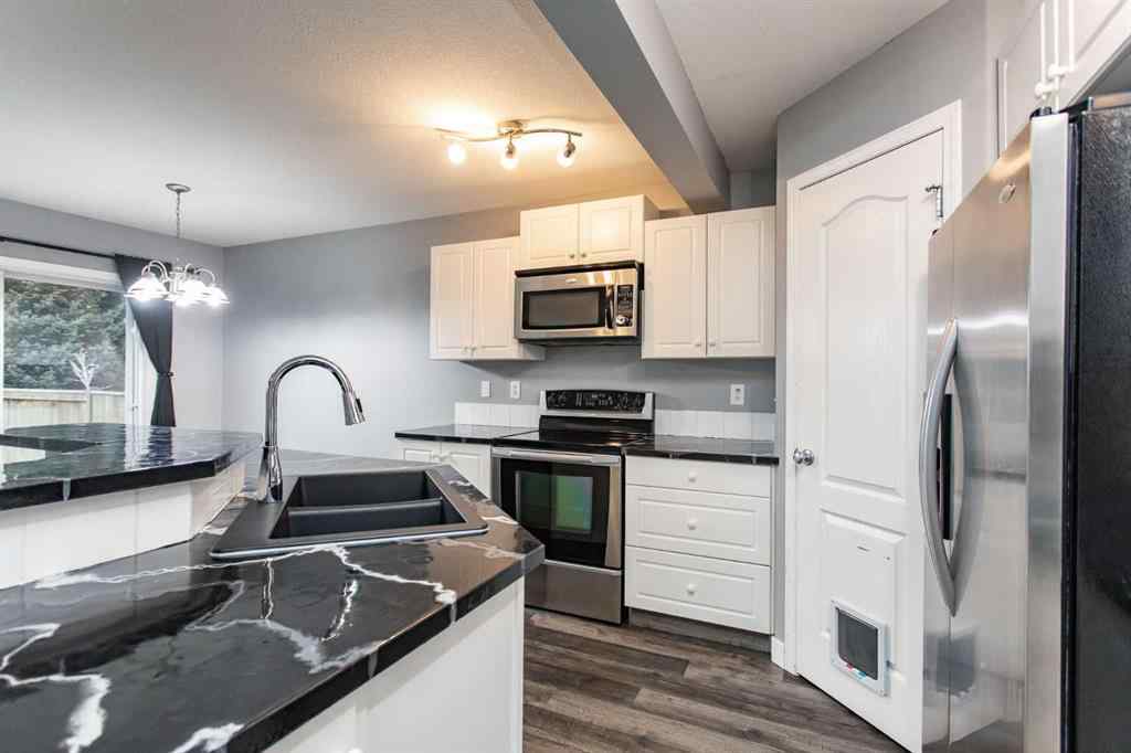 MLS® A2267932 - 55 Arnold Close  in Aspen Ridge Red Deer, Residential