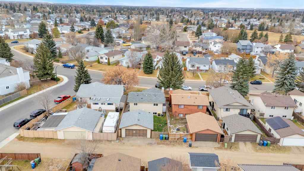 MLS® A2267934 - 25 Erickson Drive  in Eastview Estates Red Deer, Residential