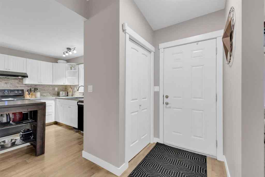 MLS® A2267934 - 25 Erickson Drive  in Eastview Estates Red Deer, Residential