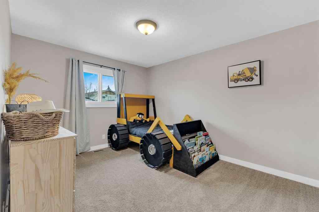 MLS® A2267934 - 25 Erickson Drive  in Eastview Estates Red Deer, Residential