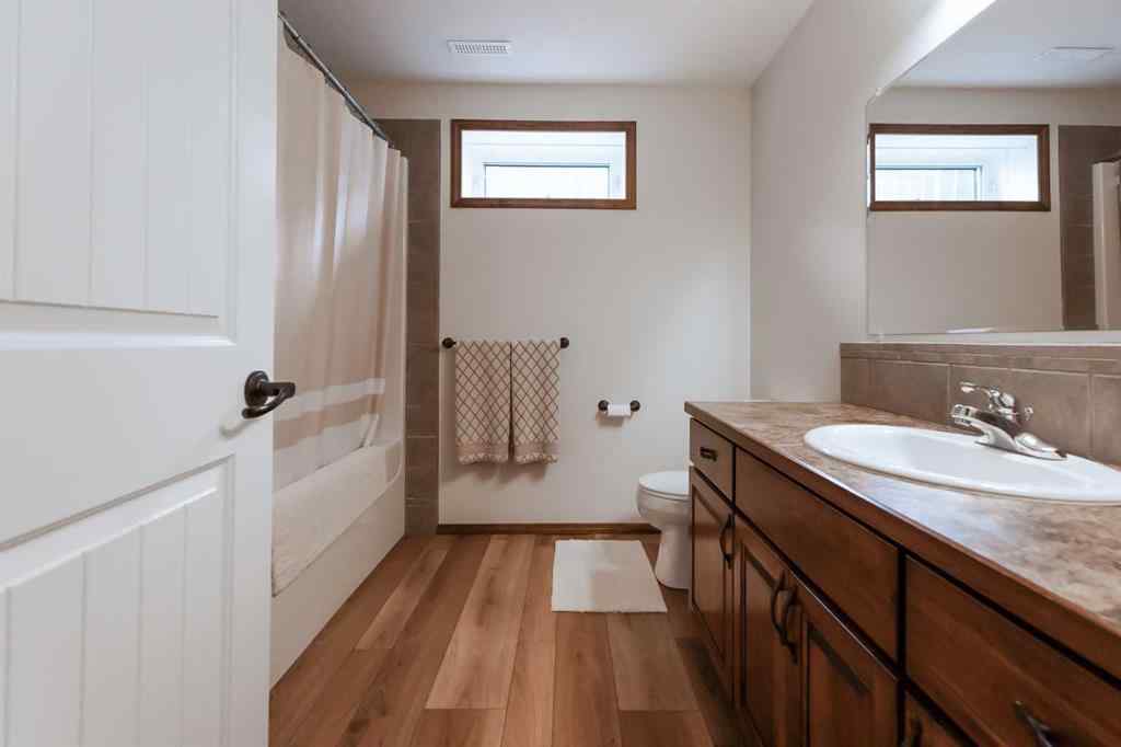 MLS® A2267937 - 749 Northridge Street  in NONE Picture Butte, Residential