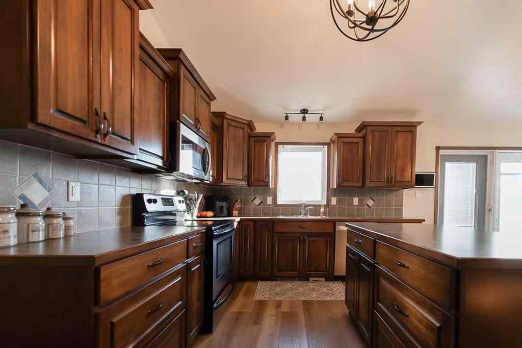 MLS® A2267937 - 749 Northridge Street  in NONE Picture Butte, Residential