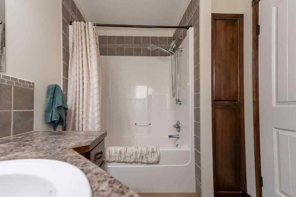 MLS® A2267937 - 749 Northridge Street  in NONE Picture Butte, Residential