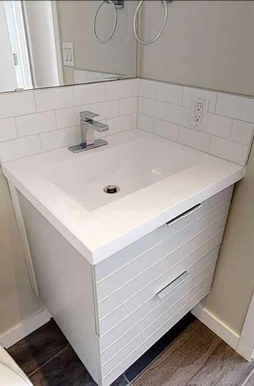 MLS® A2267941 - 866 Balmoral Street SE in River Flats Medicine Hat, Residential