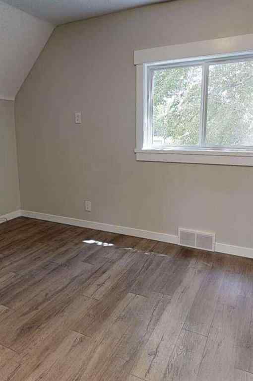 MLS® A2267941 - 866 Balmoral Street SE in River Flats Medicine Hat, Residential