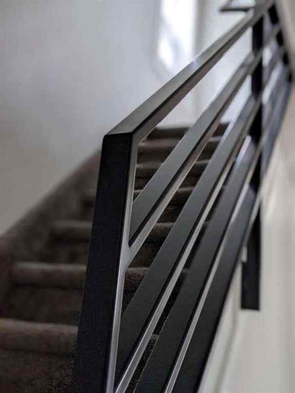 MLS® A2267941 - 866 Balmoral Street SE in River Flats Medicine Hat, Residential