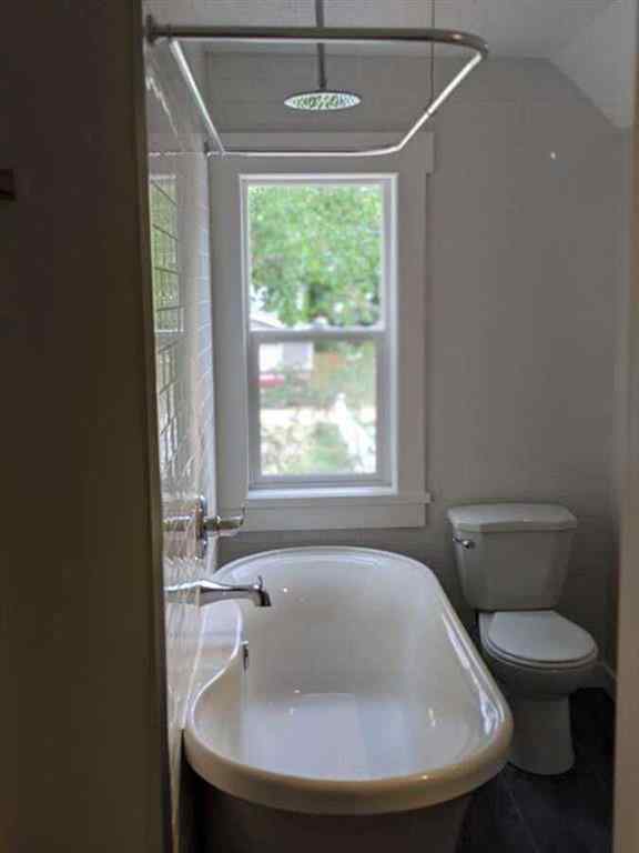 MLS® A2267941 - 866 Balmoral Street SE in River Flats Medicine Hat, Residential