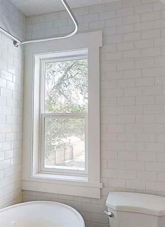 MLS® A2267941 - 866 Balmoral Street SE in River Flats Medicine Hat, Residential