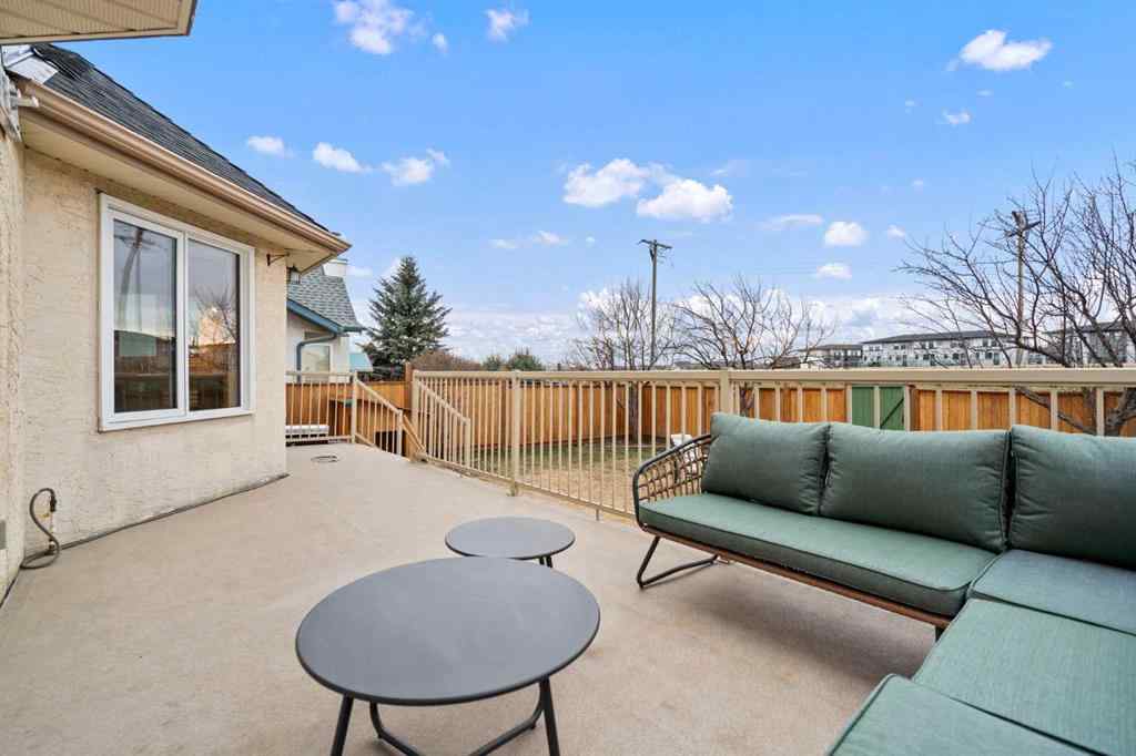 MLS® A2267944 - 43 Sunset Crescent  in Suntree Okotoks, Residential