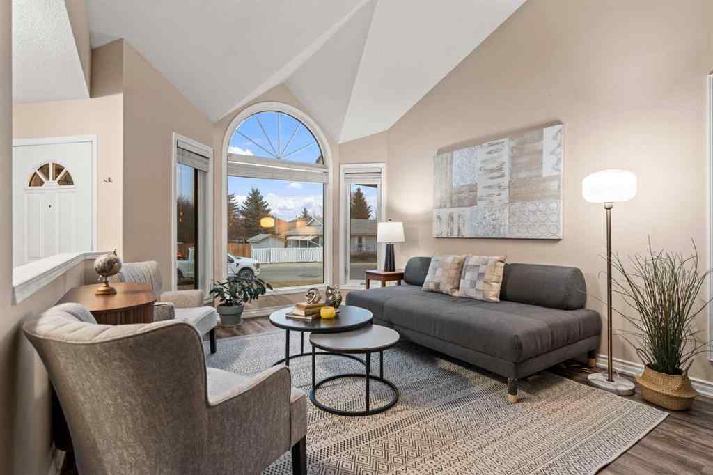 MLS® A2267944 - 43 Sunset Crescent  in Suntree Okotoks, Residential