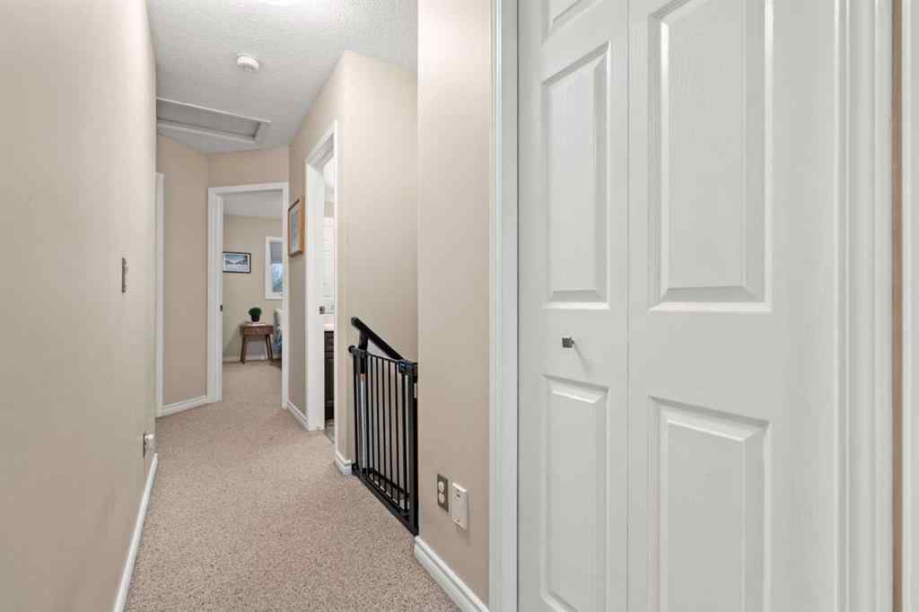 MLS® A2267944 - 43 Sunset Crescent  in Suntree Okotoks, Residential