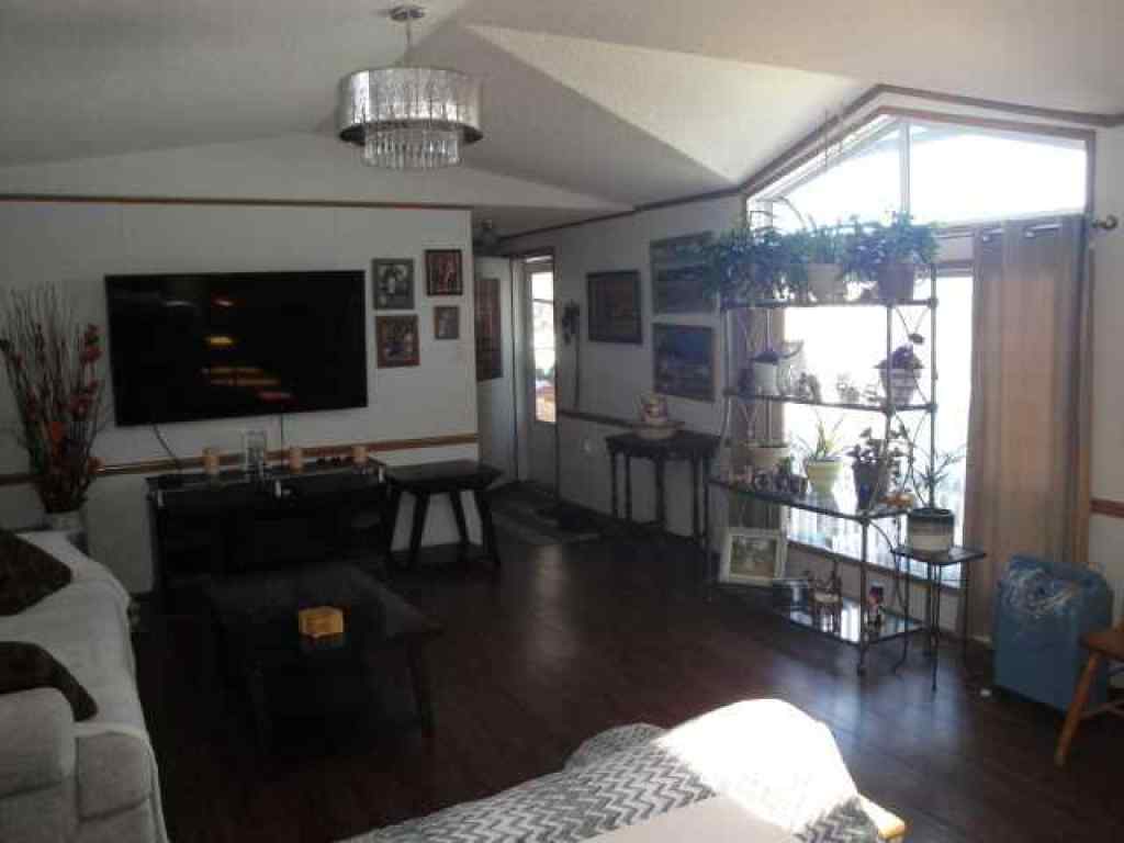 MLS® A2267946 - 3307 31st Street S in Parkbridge Estates Lethbridge, Mobile