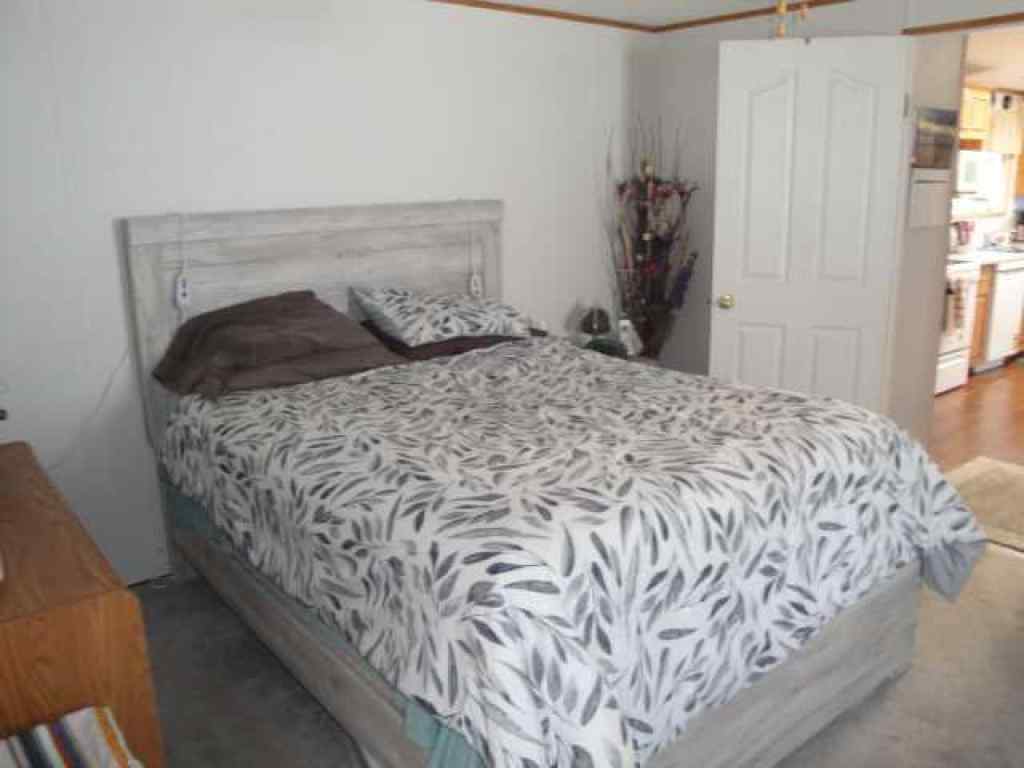 MLS® A2267946 - 3307 31st Street S in Parkbridge Estates Lethbridge, Mobile