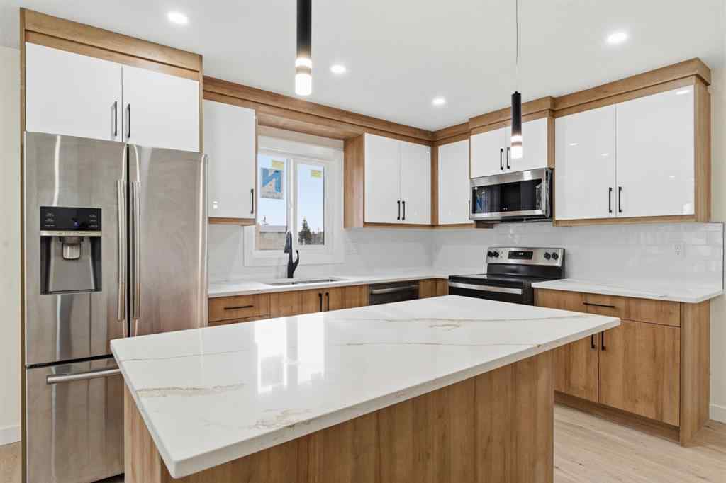 MLS® A2267947 - 5 Del Monica Bay NE in Monterey Park Calgary, Residential