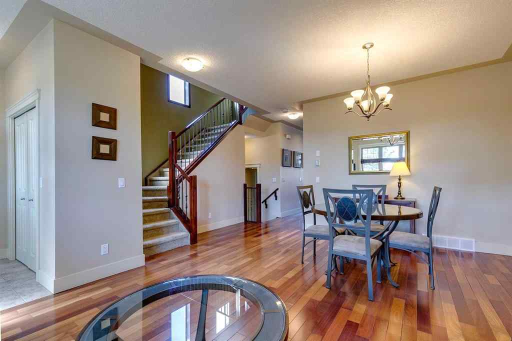 MLS® A2267949 - 446 18 Avenue NE in Winston Heights/Mountview Calgary, Residential