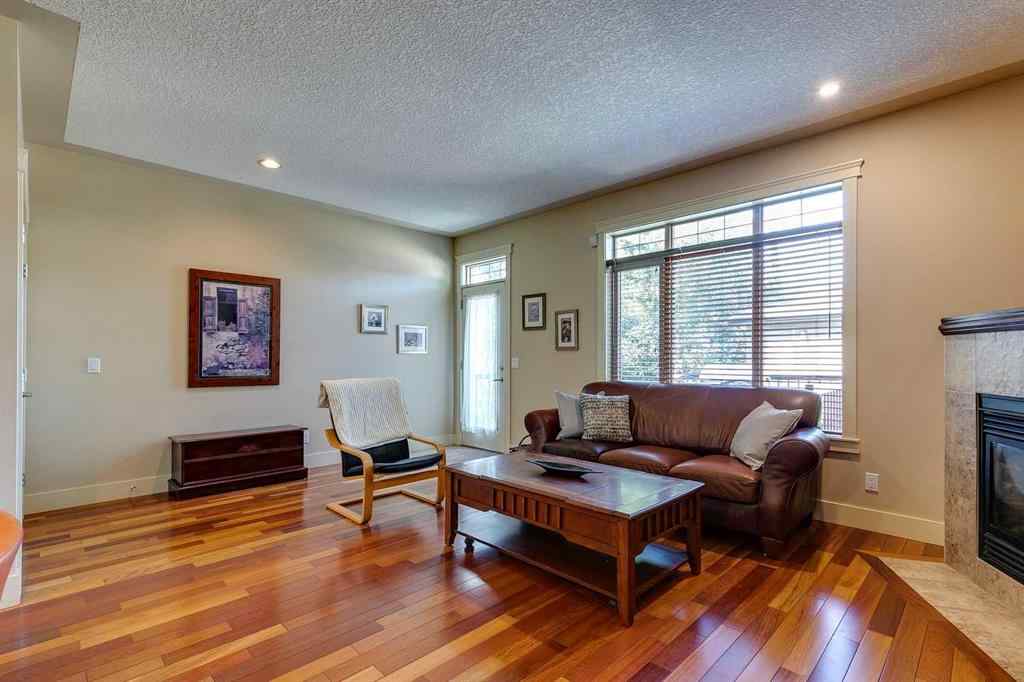 MLS® A2267949 - 446 18 Avenue NE in Winston Heights/Mountview Calgary, Residential