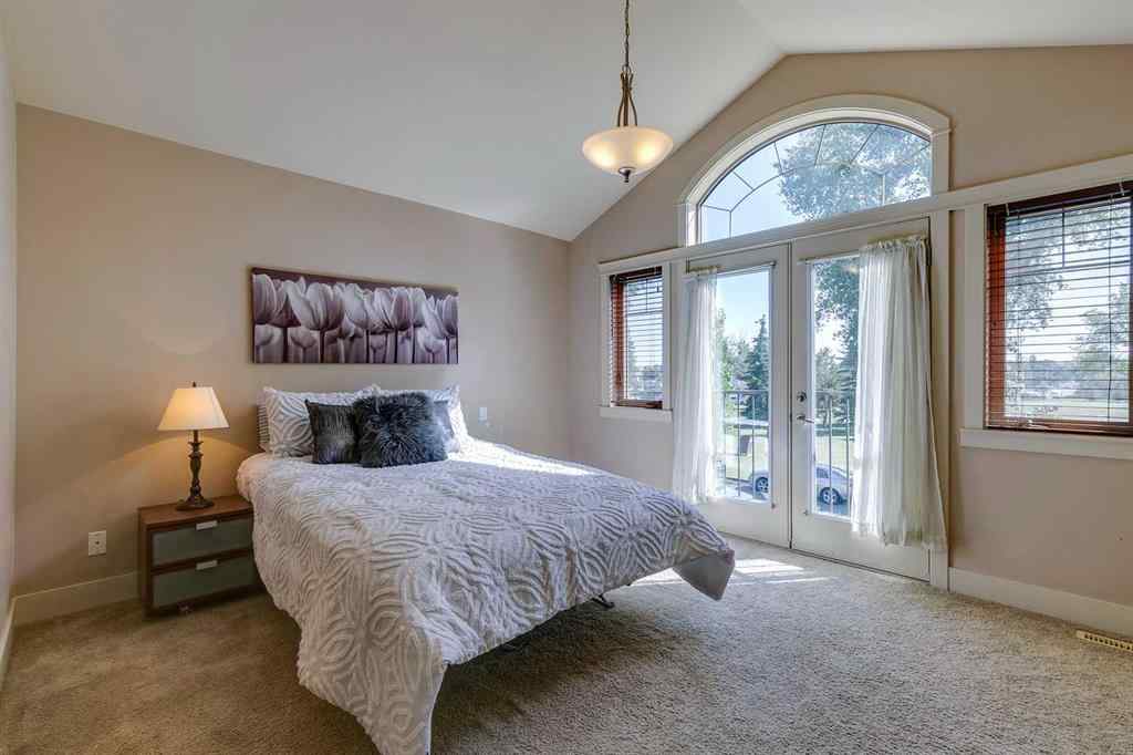 MLS® A2267949 - 446 18 Avenue NE in Winston Heights/Mountview Calgary, Residential