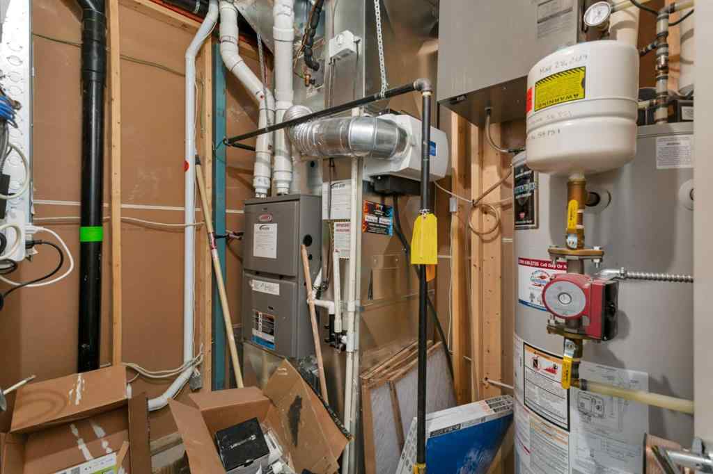 MLS® A2267951 - 109 Lalor Drive  in Laredo Red Deer, Residential