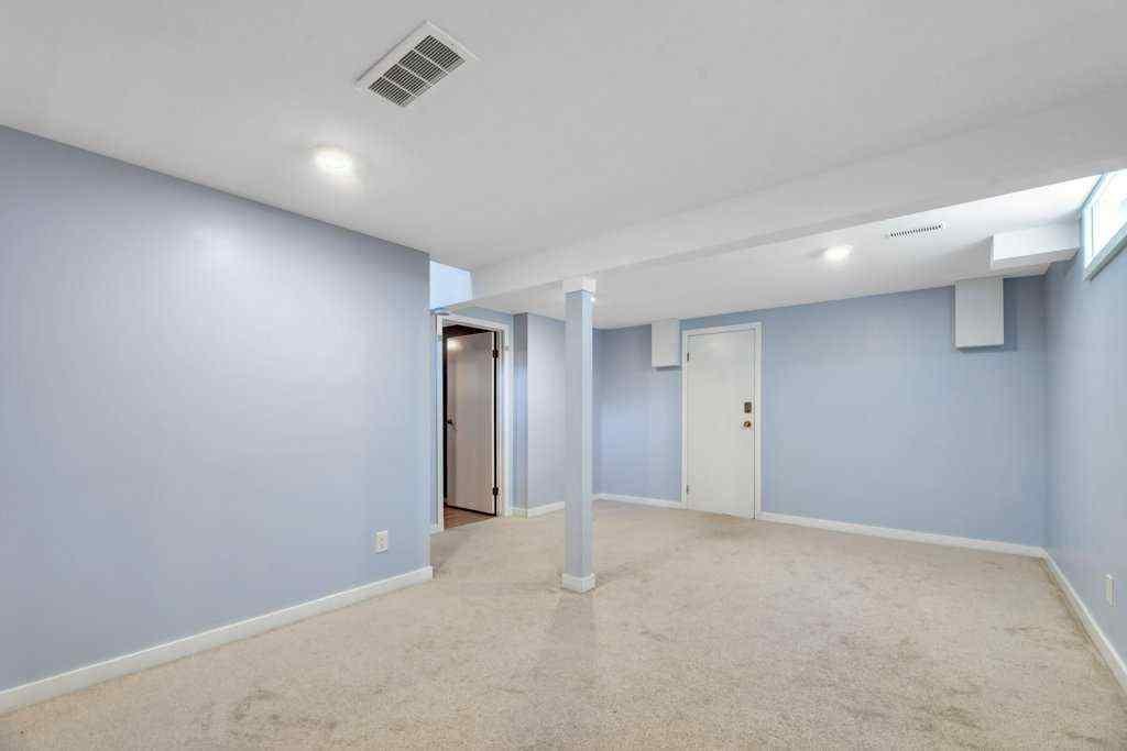 MLS® A2267958 - 3112 107 Avenue SW in Cedarbrae Calgary, Residential