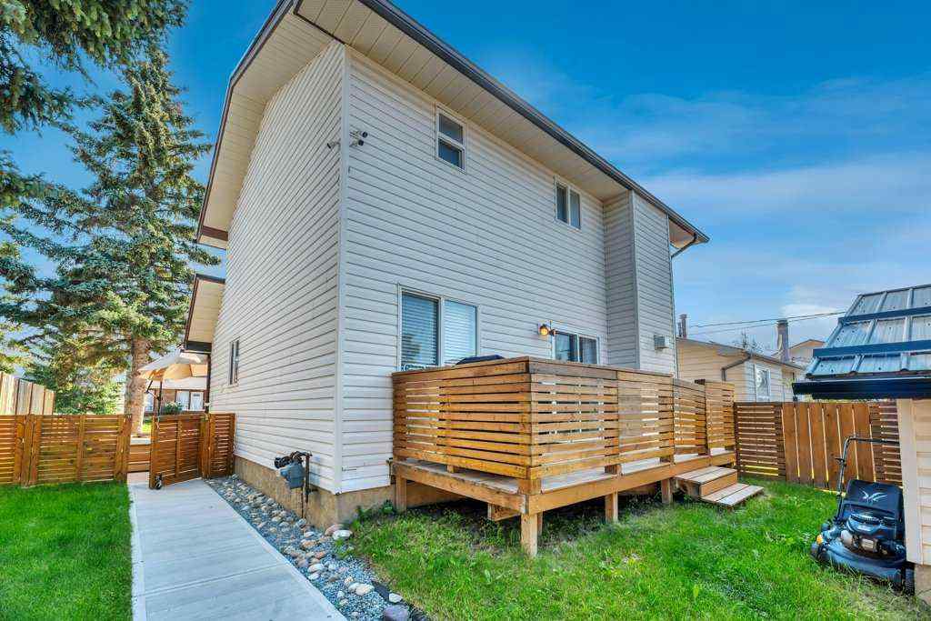 MLS® A2267958 - 3112 107 Avenue SW in Cedarbrae Calgary, Residential
