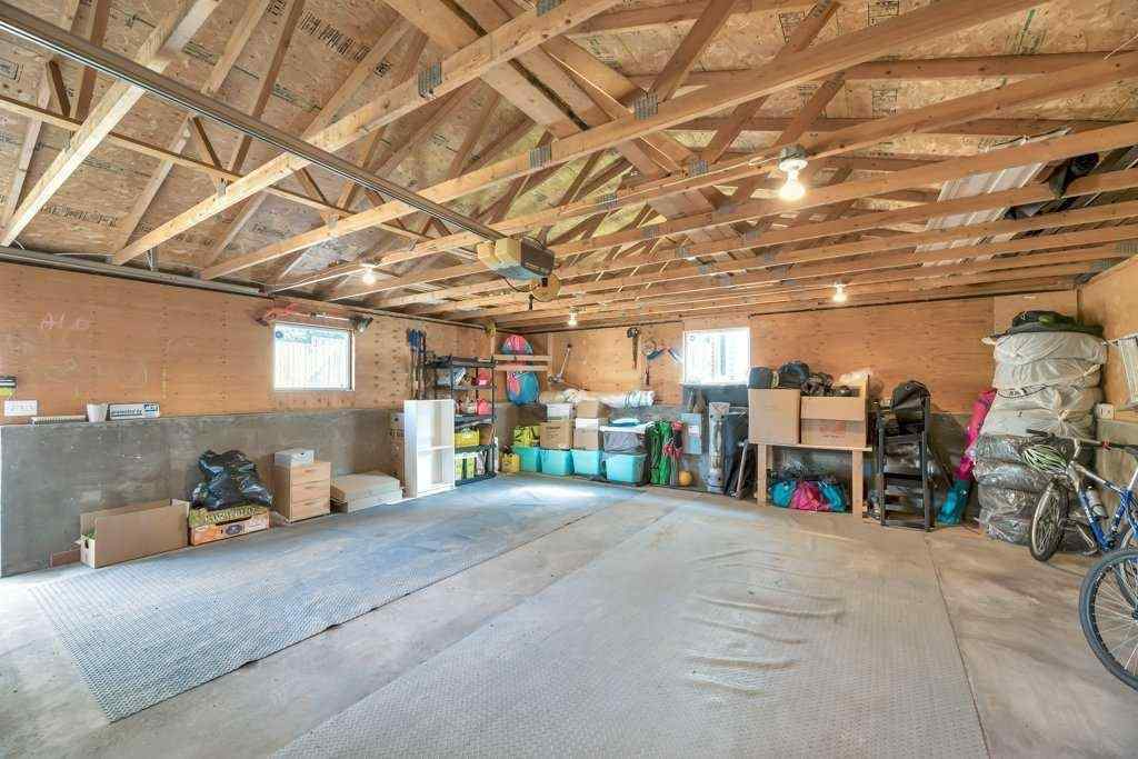 MLS® A2267958 - 3112 107 Avenue SW in Cedarbrae Calgary, Residential