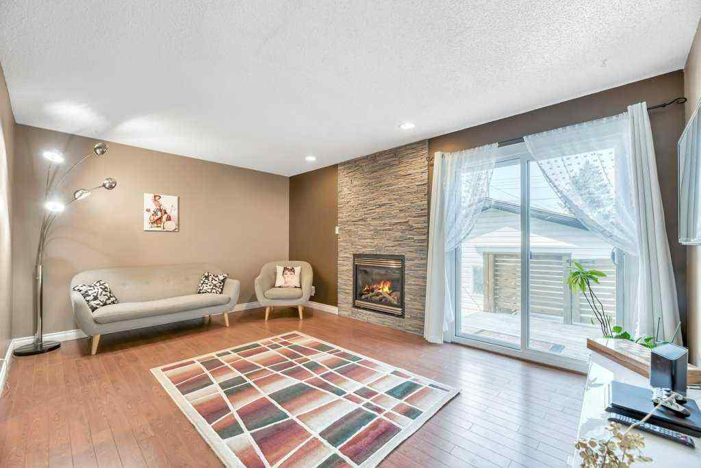 MLS® A2267958 - 3112 107 Avenue SW in Cedarbrae Calgary, Residential