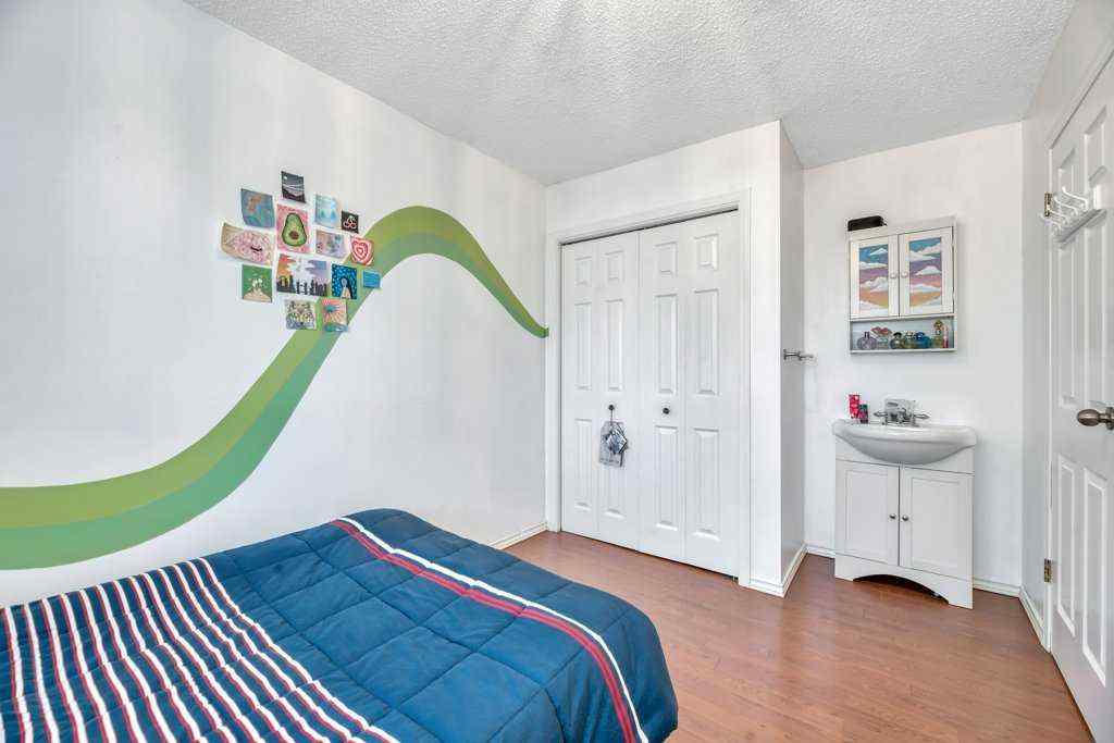 MLS® A2267958 - 3112 107 Avenue SW in Cedarbrae Calgary, Residential