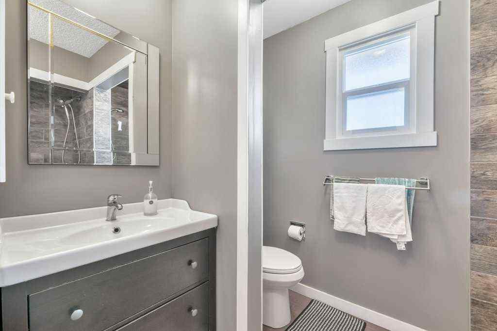 MLS® A2267958 - 3112 107 Avenue SW in Cedarbrae Calgary, Residential