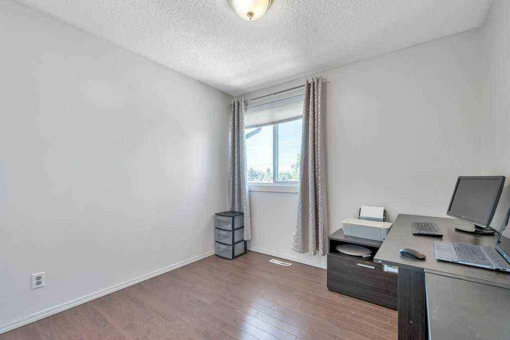 MLS® A2267958 - 3112 107 Avenue SW in Cedarbrae Calgary, Residential