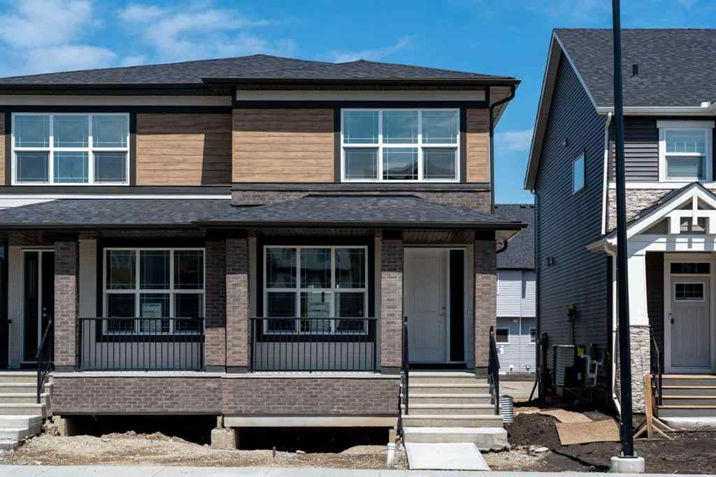MLS® A2267959 - 135 Creekview Gardens SW in Pine Creek Calgary, Residential