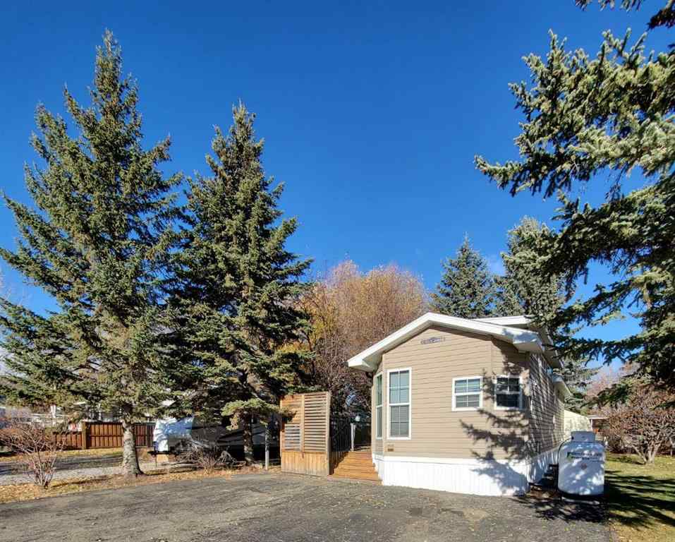 MLS® A2267961 - 61 Points West Resort   in Points West Sylvan Lake, Land