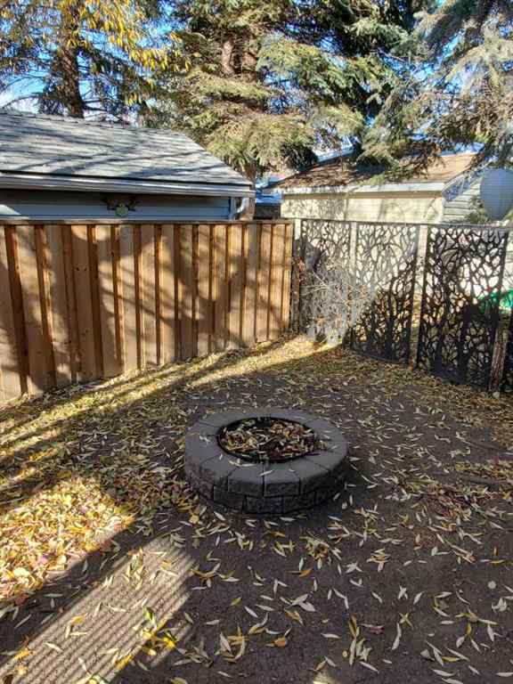 MLS® A2267961 - 61 Points West Resort   in Points West Sylvan Lake, Land