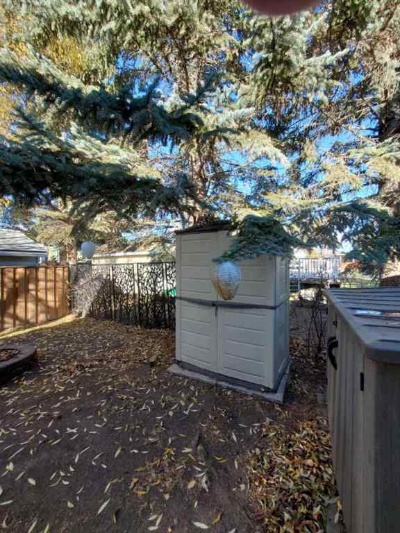 MLS® A2267961 - 61 Points West Resort   in Points West Sylvan Lake, Land