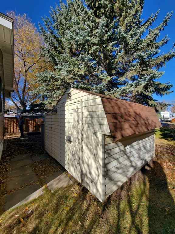 MLS® A2267961 - 61 Points West Resort   in Points West Sylvan Lake, Land