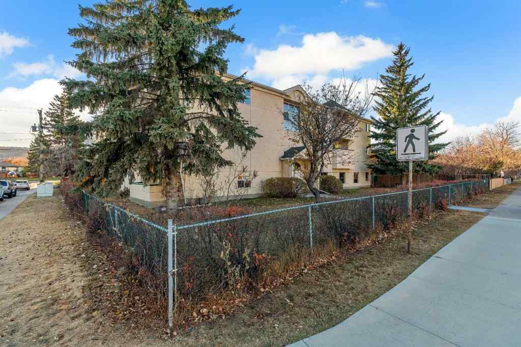 MLS® A2267964 - Unit #2 6203 Bowness Road NW in Bowness Calgary, Residential