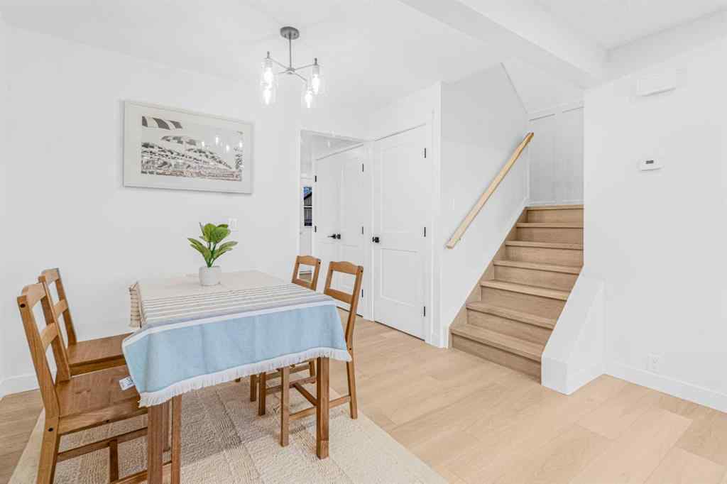 MLS® A2267968 - Unit #2 112 Erin Grove Close SE in Erin Woods Calgary, Residential