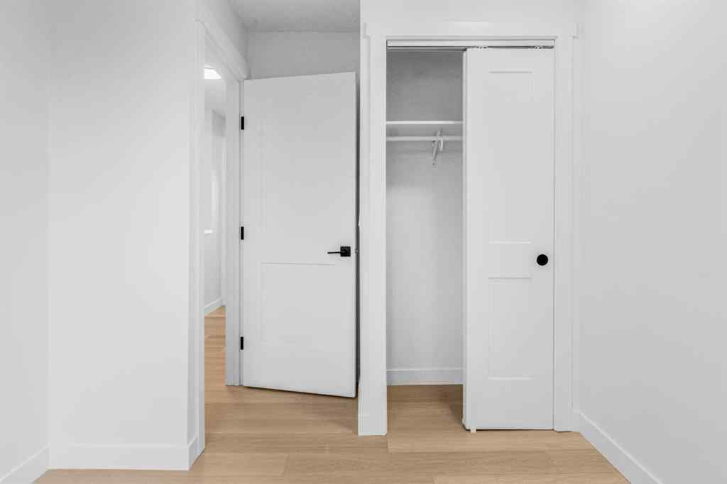 MLS® A2267968 - Unit #2 112 Erin Grove Close SE in Erin Woods Calgary, Residential