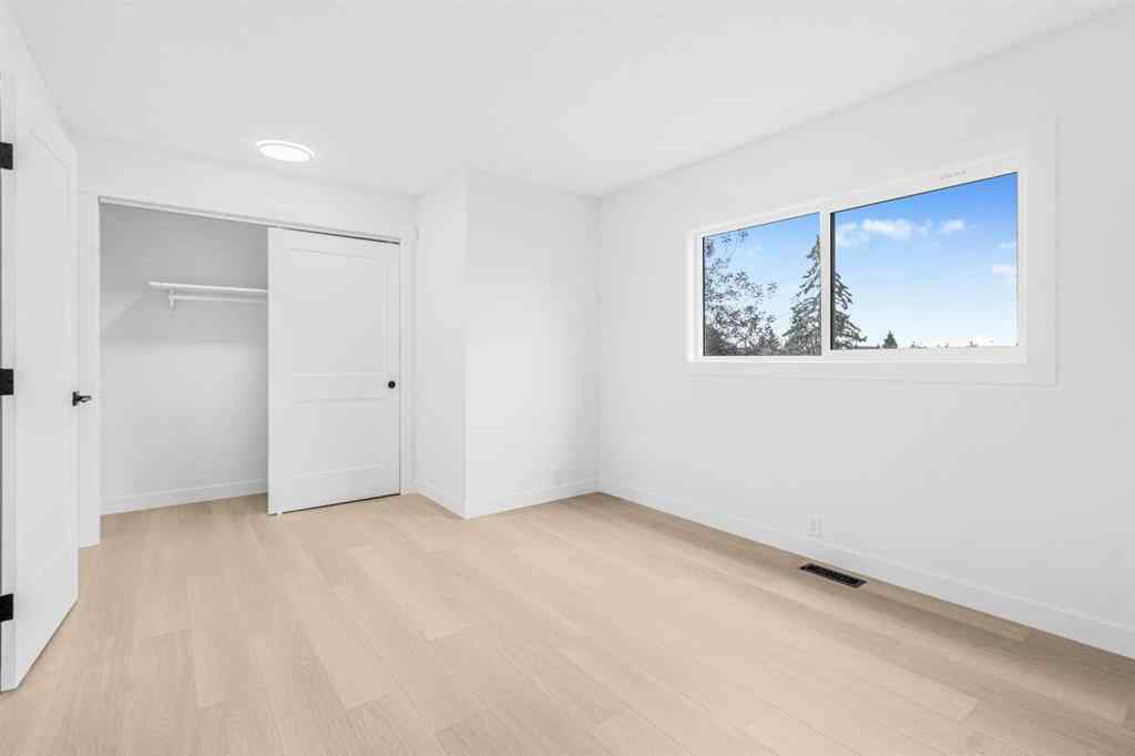 MLS® A2267968 - Unit #2 112 Erin Grove Close SE in Erin Woods Calgary, Residential