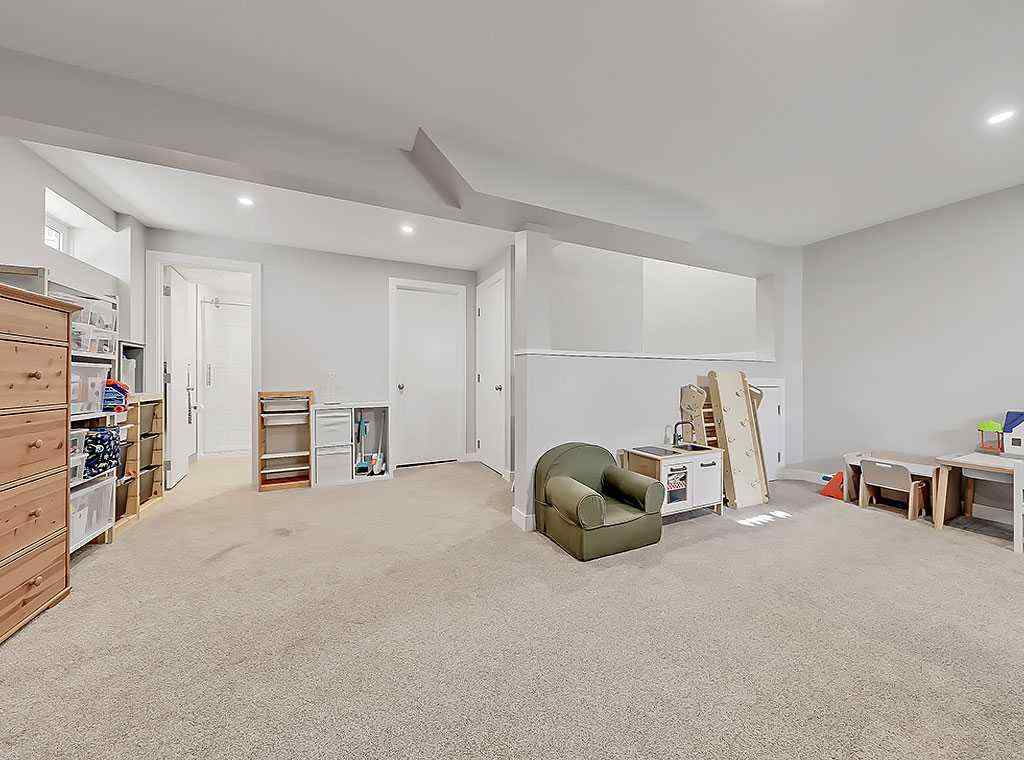 MLS® A2267969 - Unit #2 2127 34 Avenue SW in Altadore Calgary, Residential