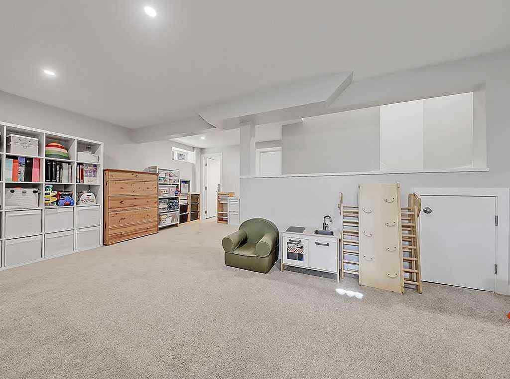 MLS® A2267969 - Unit #2 2127 34 Avenue SW in Altadore Calgary, Residential